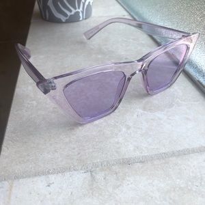 Retro violet cat eye sunglasses